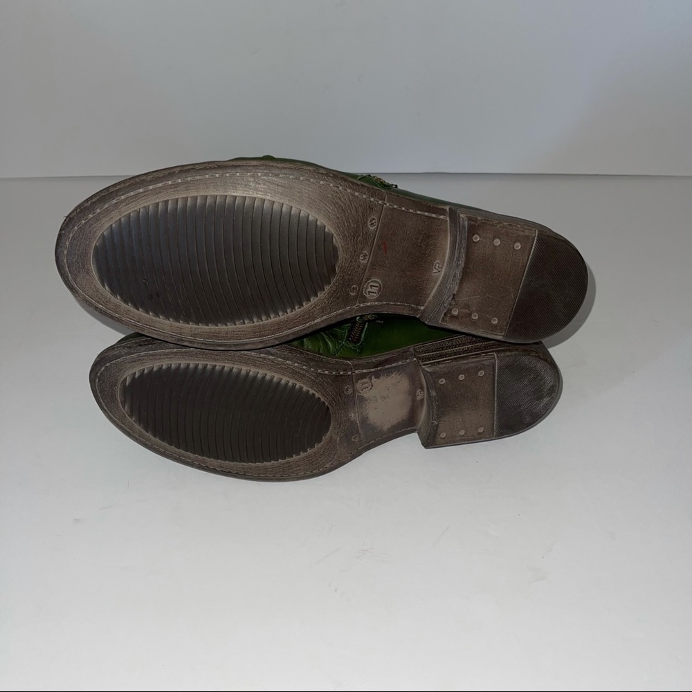 Mix Mooz Luna  green leather bootie  size 11_6